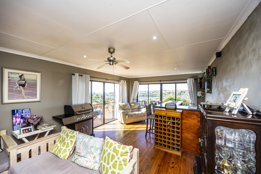 4 Bedroom Property for Sale in Beacon Bay Eastern Cape